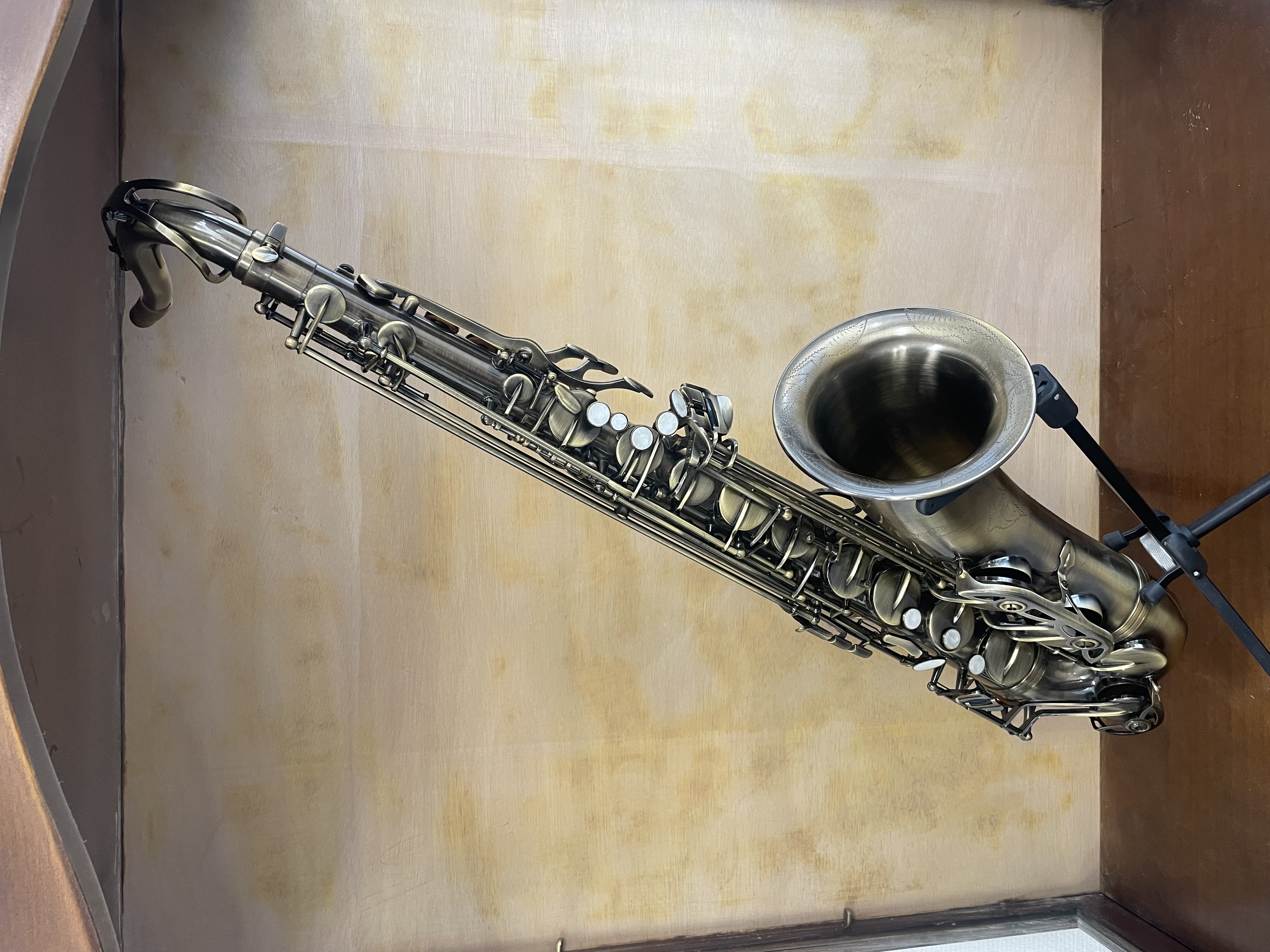 Saxophone ténor Stewart Ellis Très bon état -  reconditionné disponible sur Zic Ethic