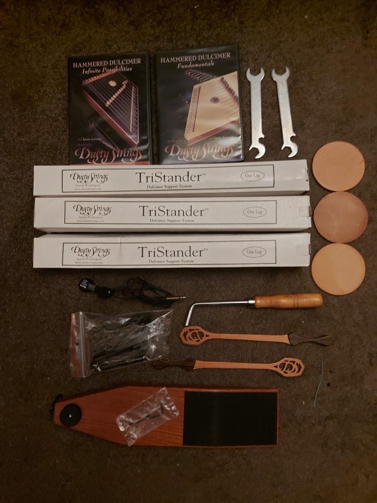 Dulcimer à marteaux Dusty Strings D45