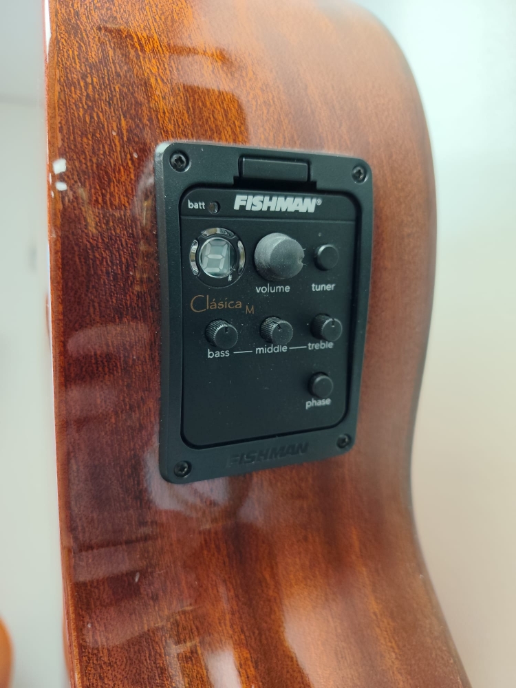 Guitare Classique électro-acoustique Esteve