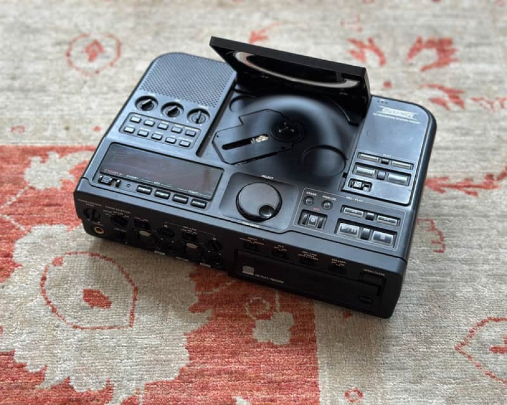 Lecteur enregistreur CD Superscope PSD 300