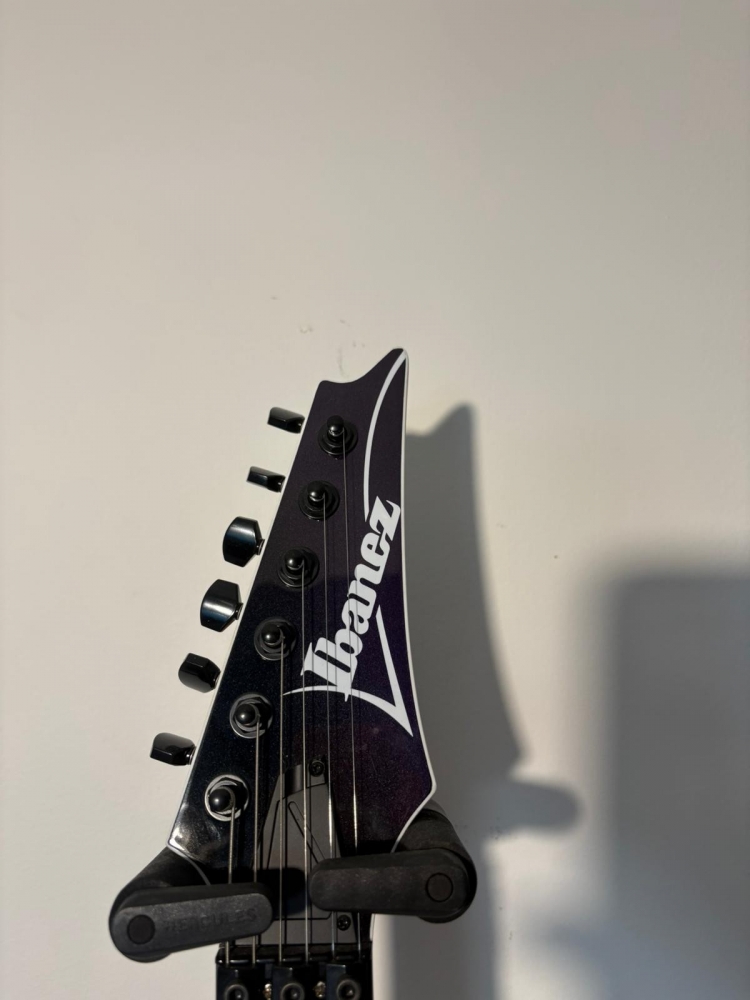 Guitare électrique Ibanez Midnight Tokyo Purple
