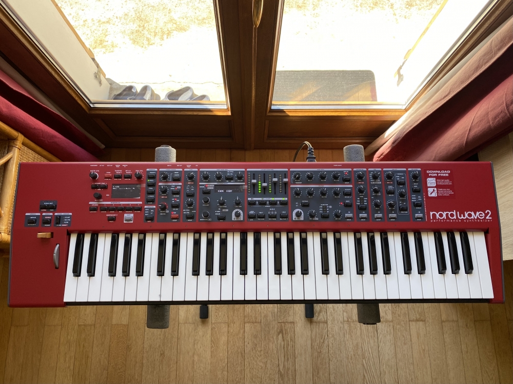 Synthétiseur Nord Wave 2