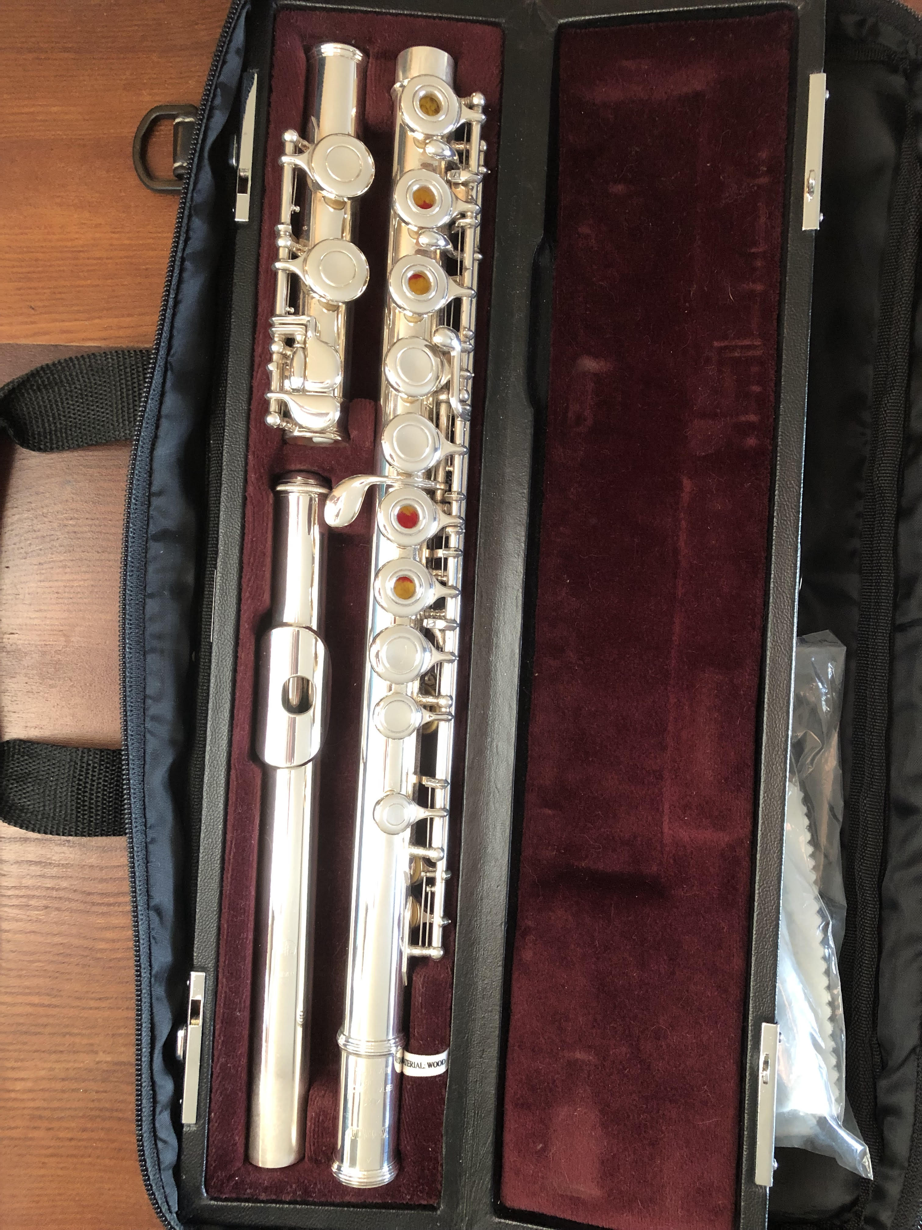 Acheter Flûte traversière Yamaha YFL-481 Très bon état - 1600,00 € Flûte traversière Yamaha YFL-481 Très bon état - reconditionné disponible sur Zic Ethic