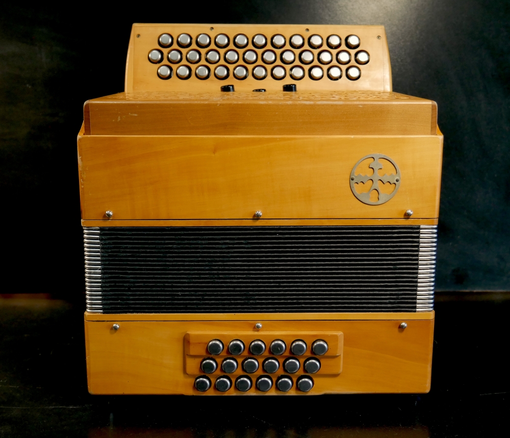 Accordéon diatonique Serafini Cedro