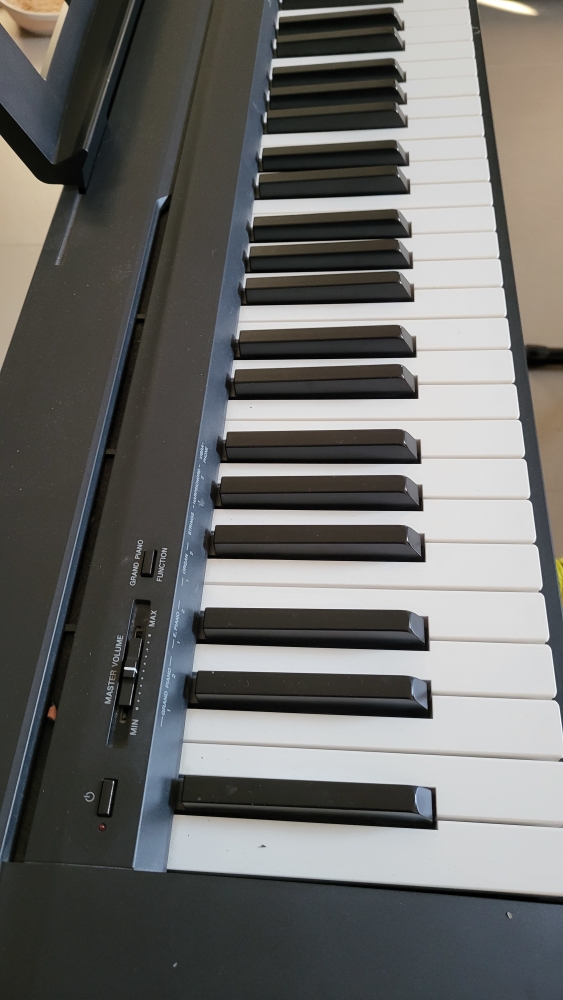 Piano numérique Yamaha P-45B