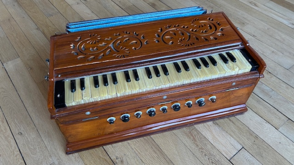 Harmonium indien