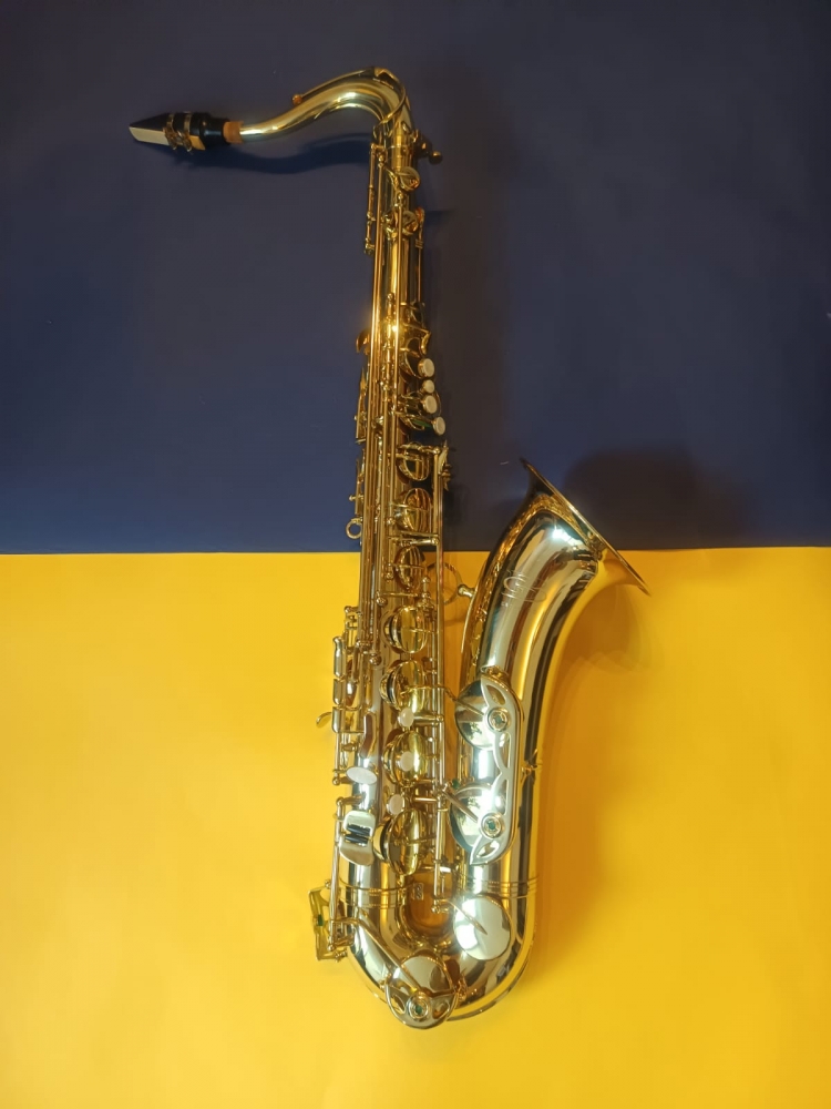 Saxophone ténor Gilbert Bouton Série 30