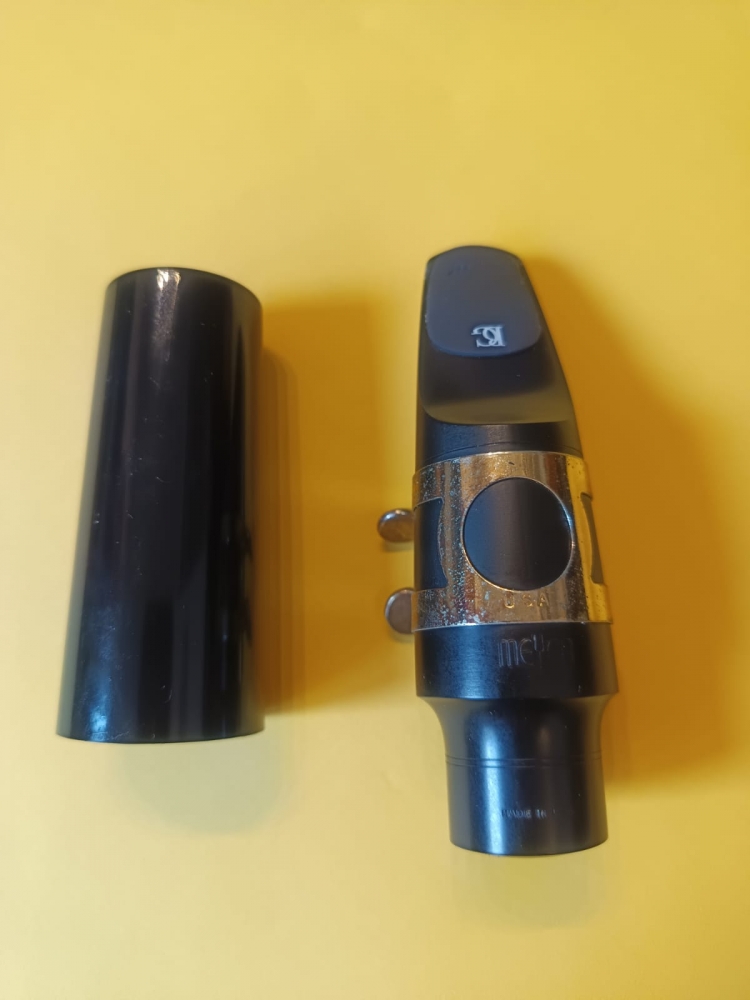 Saxophone ténor Gilbert Bouton Série 30