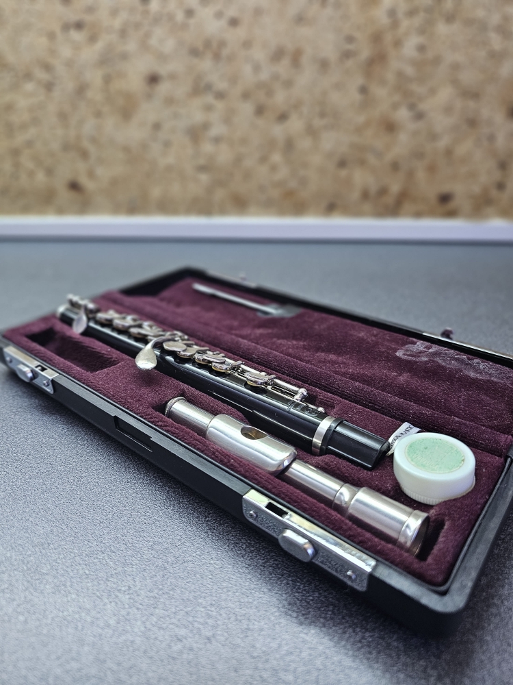 Piccolo Yamaha YPC-32