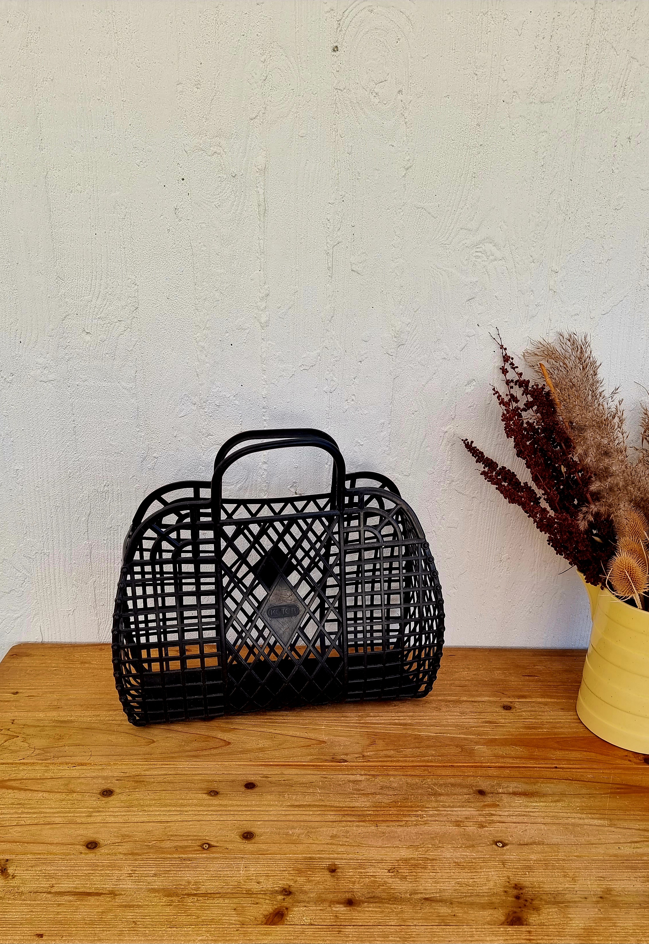 Panier Plastique Vintage Betty Noir - Les Bambetises