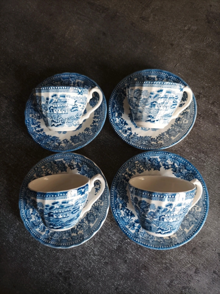 Lot de 4 tasses et 4 soucoupes Tonquin by Myott