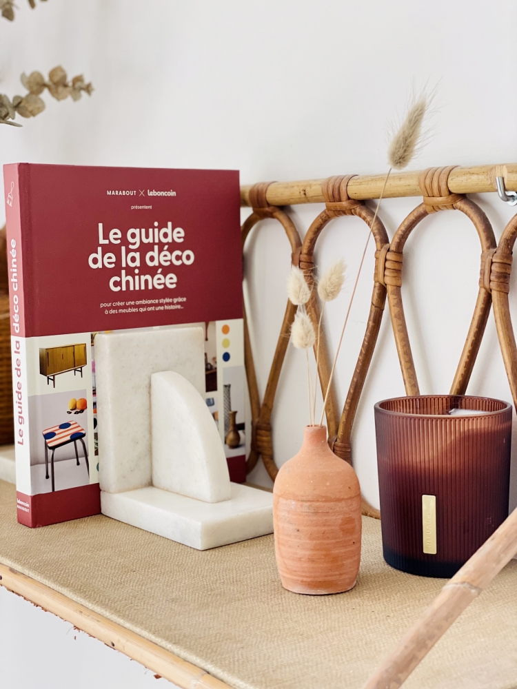 Paire de serre-livres en albâtre vintage