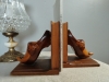 Serre-livres bois, décor sabots, artisanat breton, 1970's
