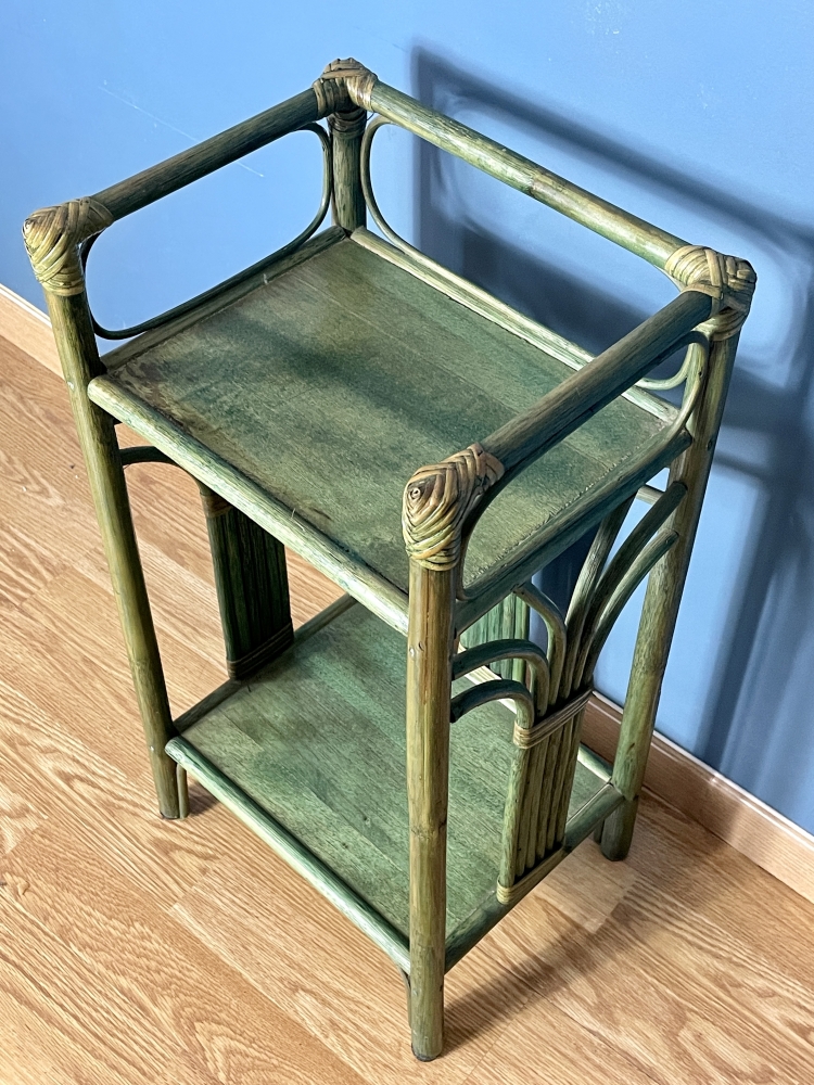 Table basse vintage en rotin vert