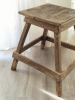Tabouret en bois rustique 