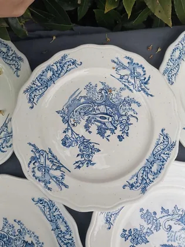 Louis XV 8 assiettes plates