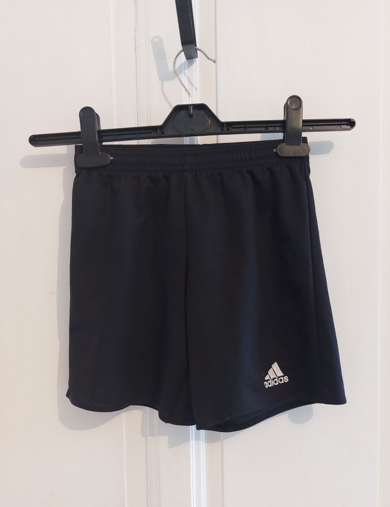 Short adidas