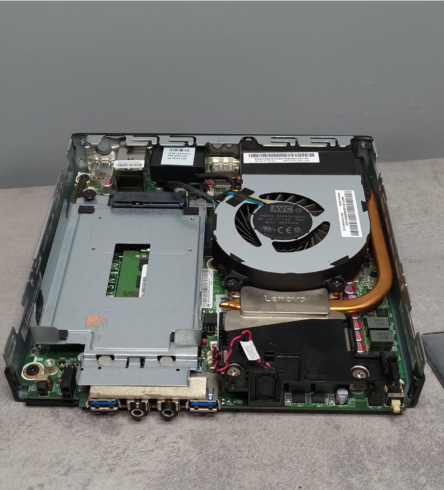 Lenovo ThinkCentre M900 Format SFF