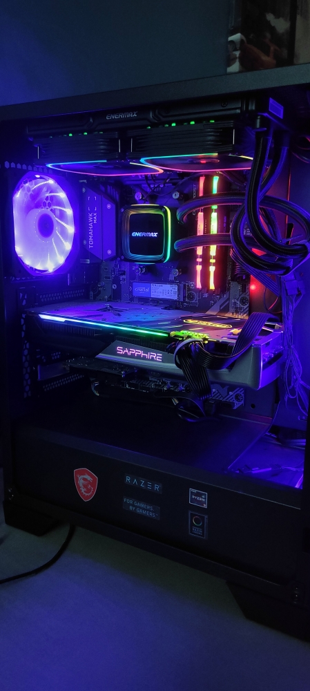 PC Gamer R5 3600-5700XT Nitro + 144 fps