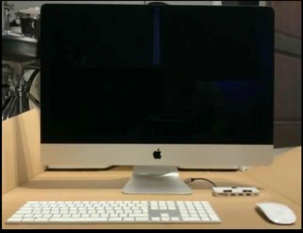 iMac 5K , 27-inch. 