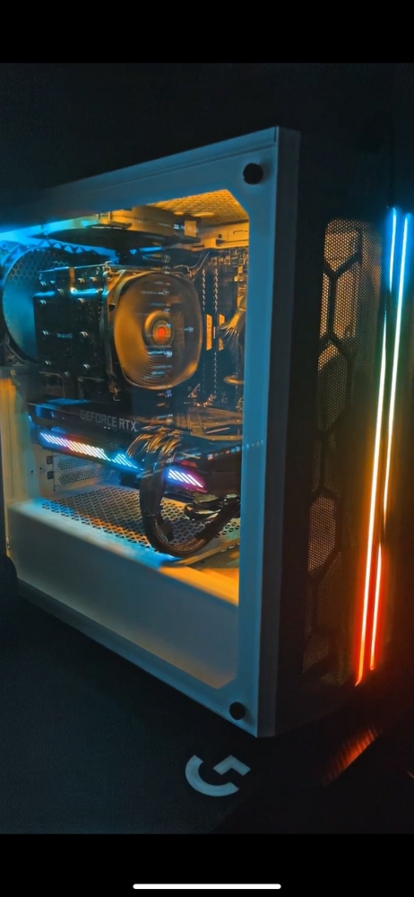 PC GAMER ( AMD RYZEN 9, RTX 3070 Ti )