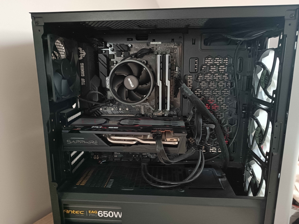 PC Ryzen 5 3600 et AMD Radeon RX 5600 XT