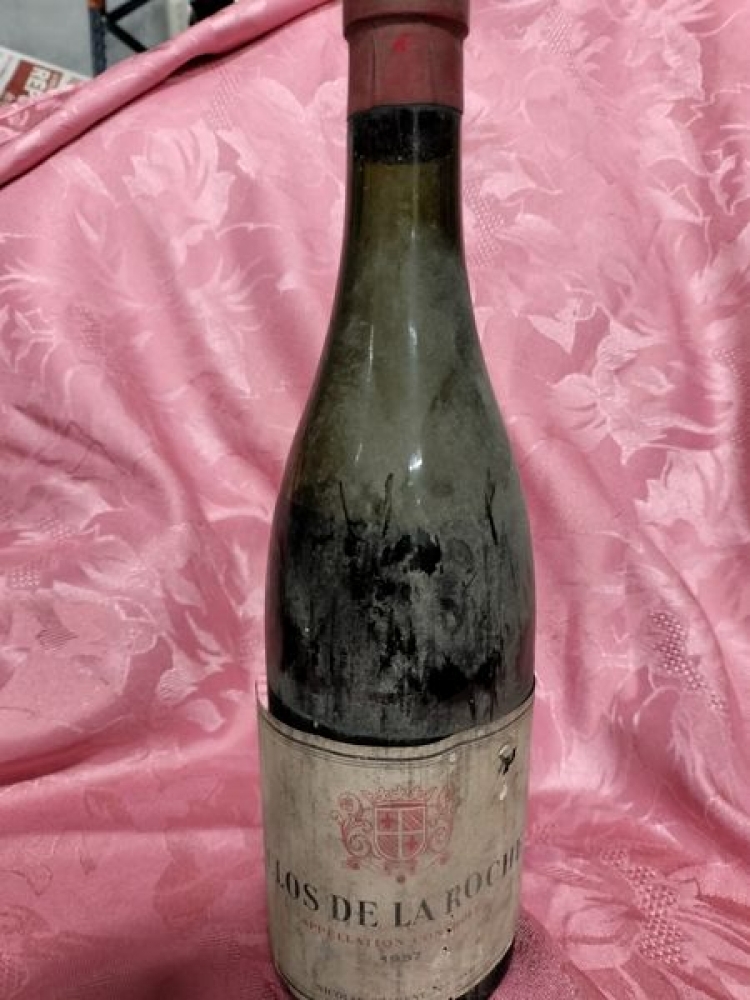 1 Bouteille  de CLOS DE LA ROCHE 1957