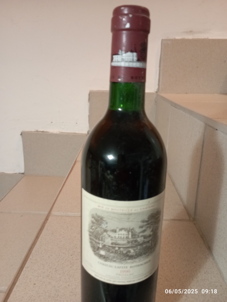 CHATEAU LAFITE ROTHSCHILD GRAND CRU CLASSE 1990