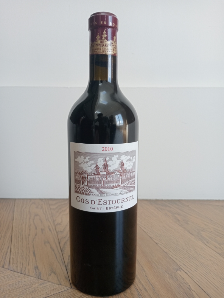 Cos d'estournel 2010