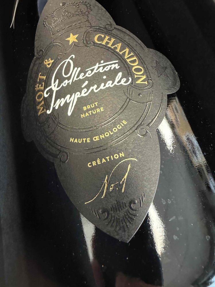 Champagne Moët & Chandon Impérial Creation 01