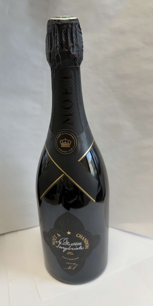 Champagne Moët & Chandon Impérial Creation 01