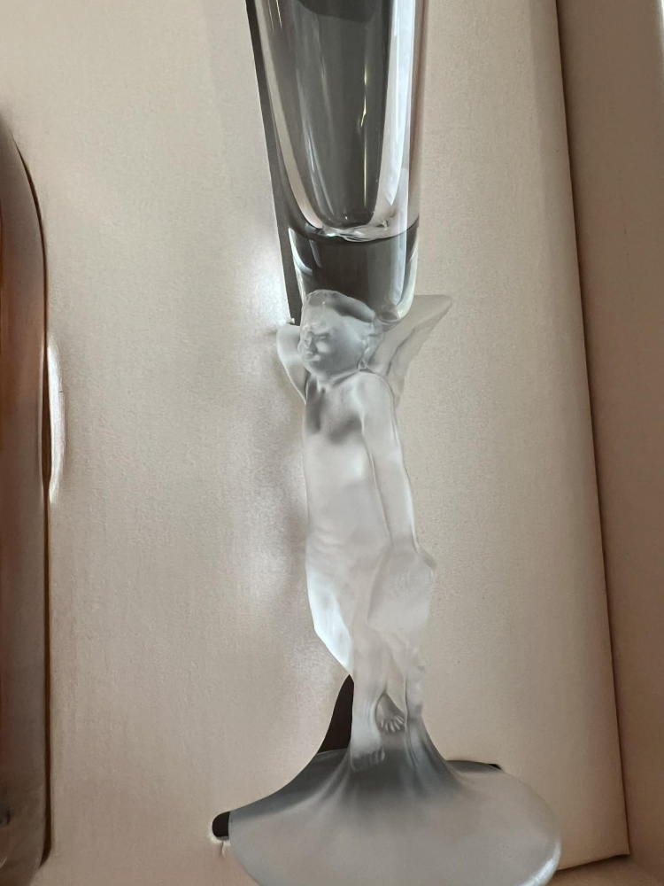 Coffret Champagne Rosé Amour de DEUTZ et ses coupes en crystal 