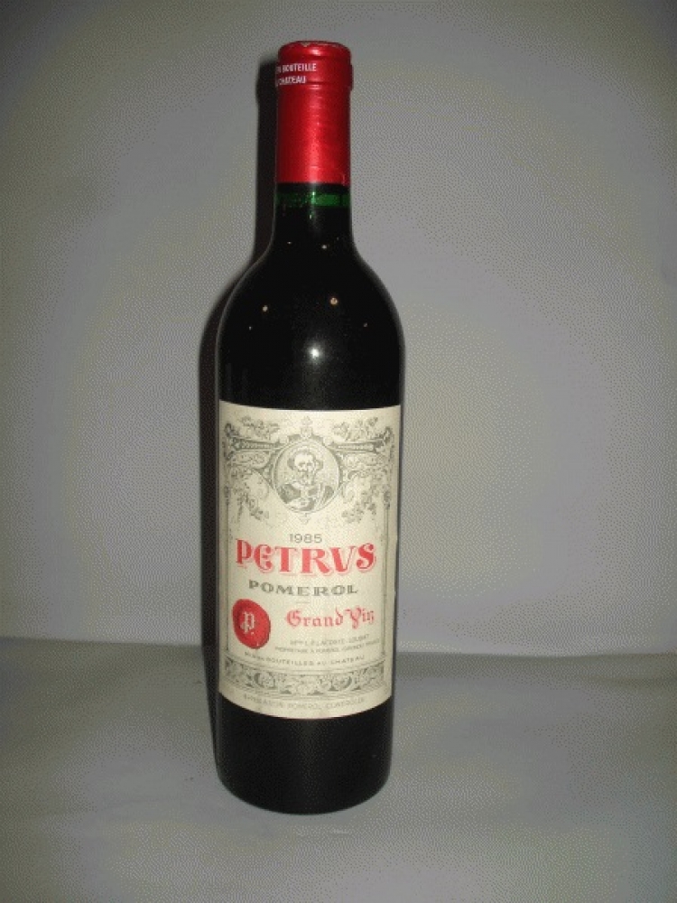 Vend 4 bouteilles de vin Chateau petrus pomerol