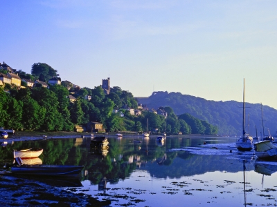 L'heure Bleue at Noss Mayo