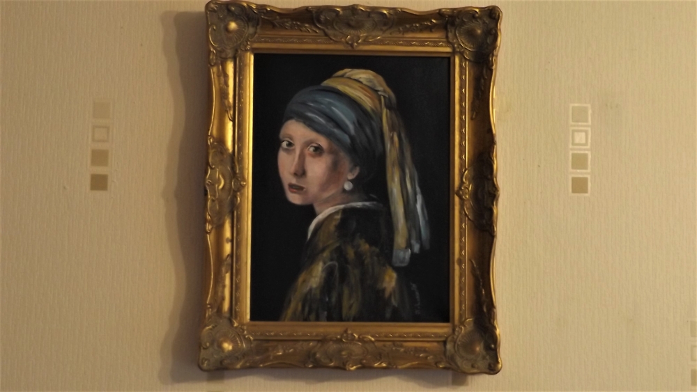 THE PEARL EARRING