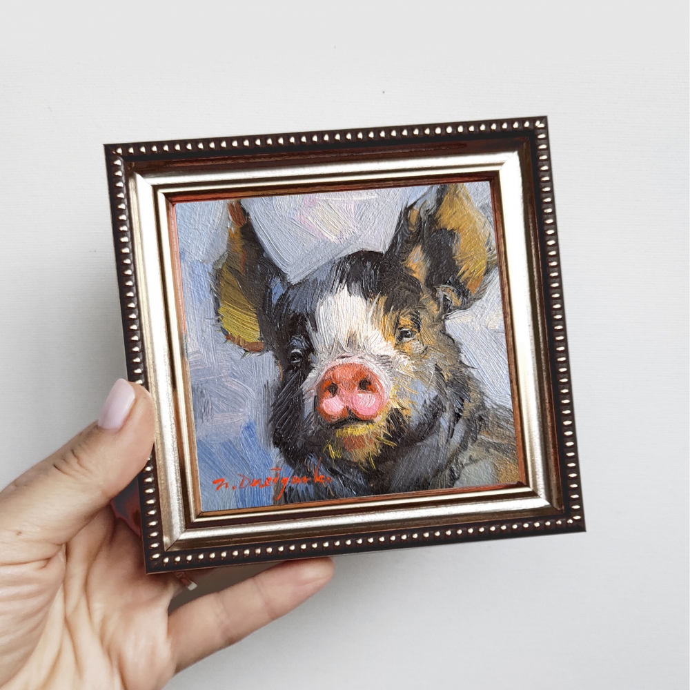 Pig painting