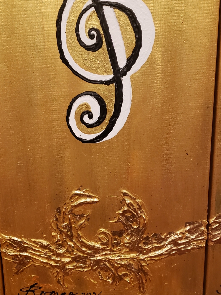 The King Symbols of music, with gold leafs 24 K, 36x36x1.5 inch, 91.5x91.5x4 cm, SKU 1035