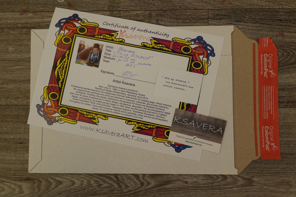 Queen DS0802D - print on  canvas in floating frame