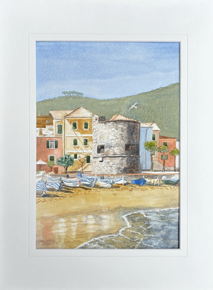 SUNNY ITALIAN FISHING VILLAGE