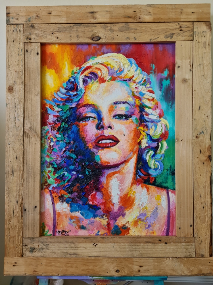 3 dimensional painting of Marilyn Monroe 