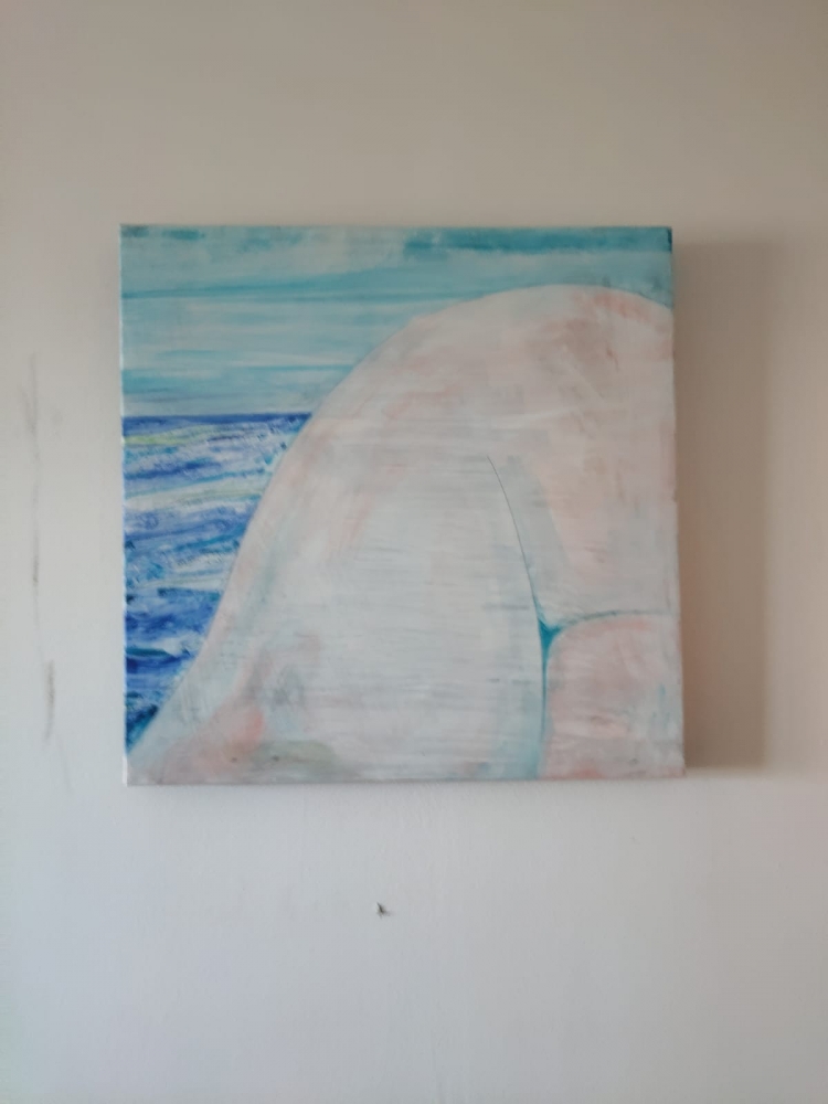 Mound by the sea 