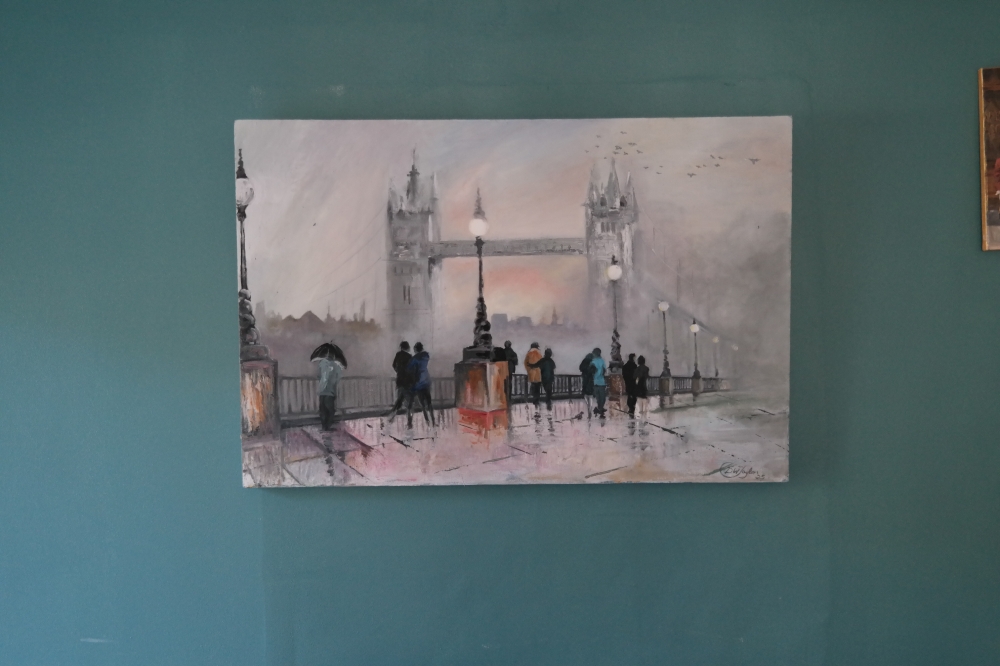 Tower bridge foggy 