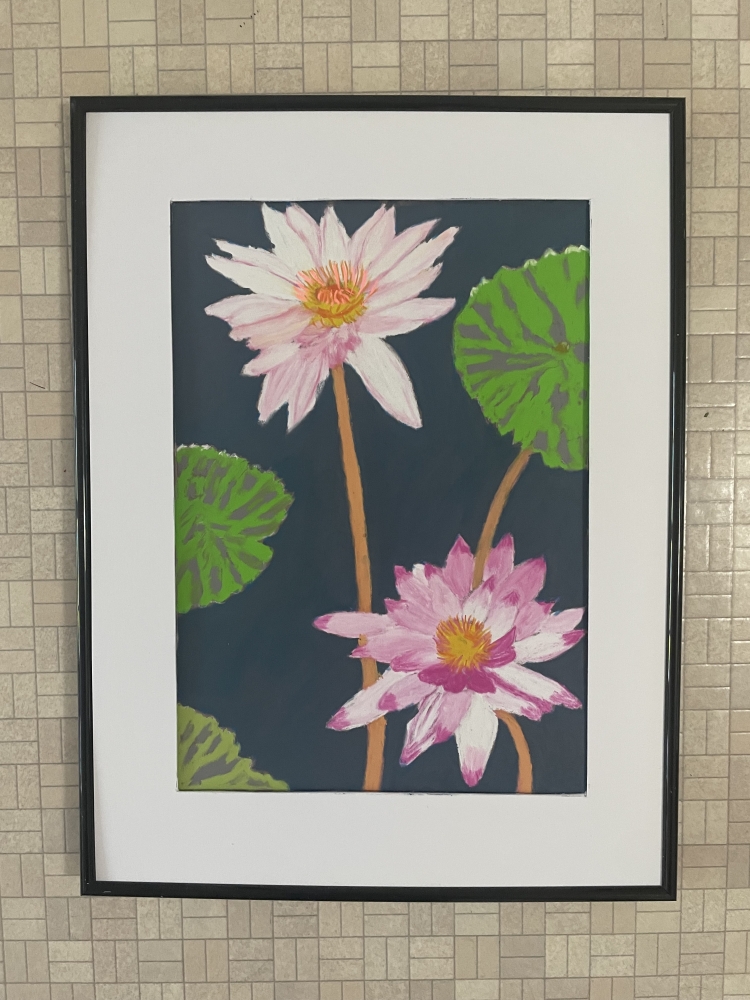 Waterlily (white & purple hue)
