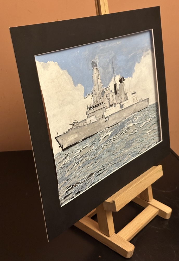 D33 Hms Dauntlessat sea 