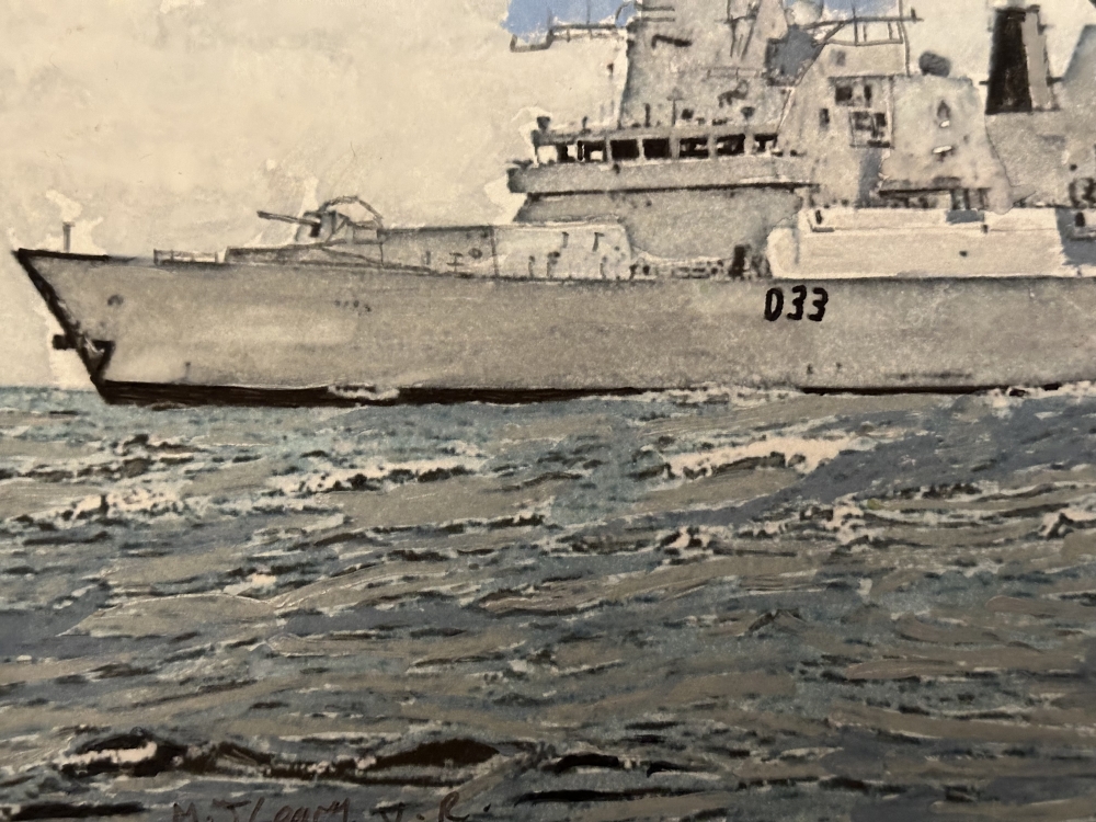 D33 Hms Dauntlessat sea 
