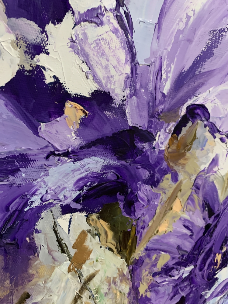 Lavender Breeze of irises.