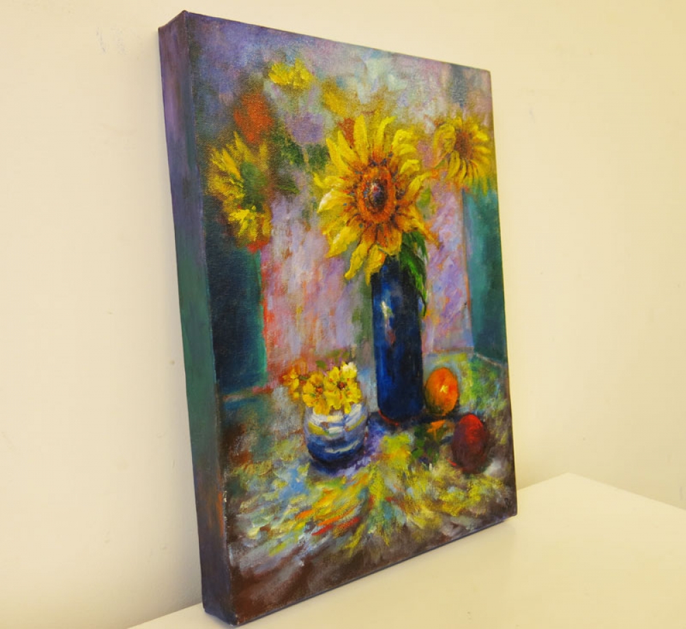 Sunflowers and fruit