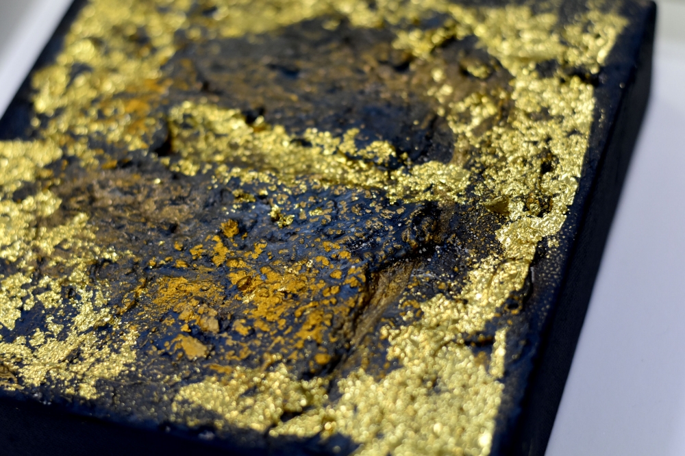 Pure Aurum