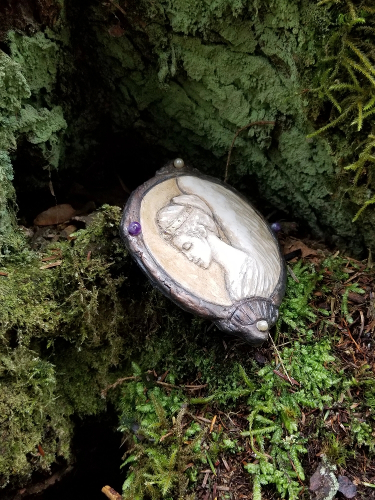Angel of Healing Cameo Sculpture