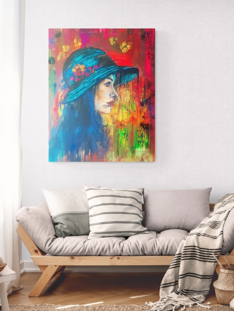 Women with hat